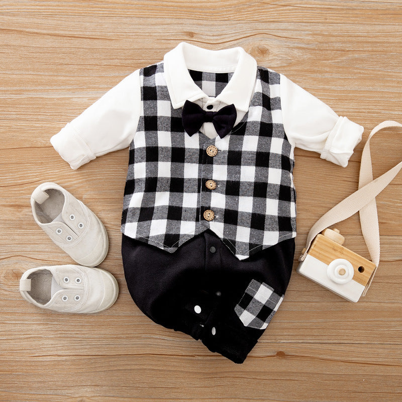Verschiedene Baby Jumpsuits