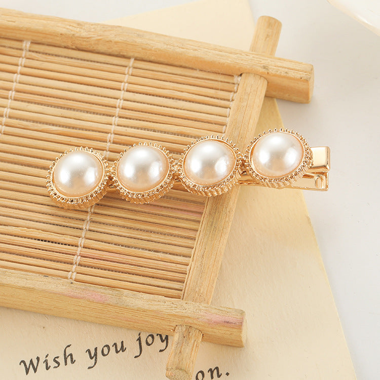 Slip-on Pearl Bow Haar Clip
