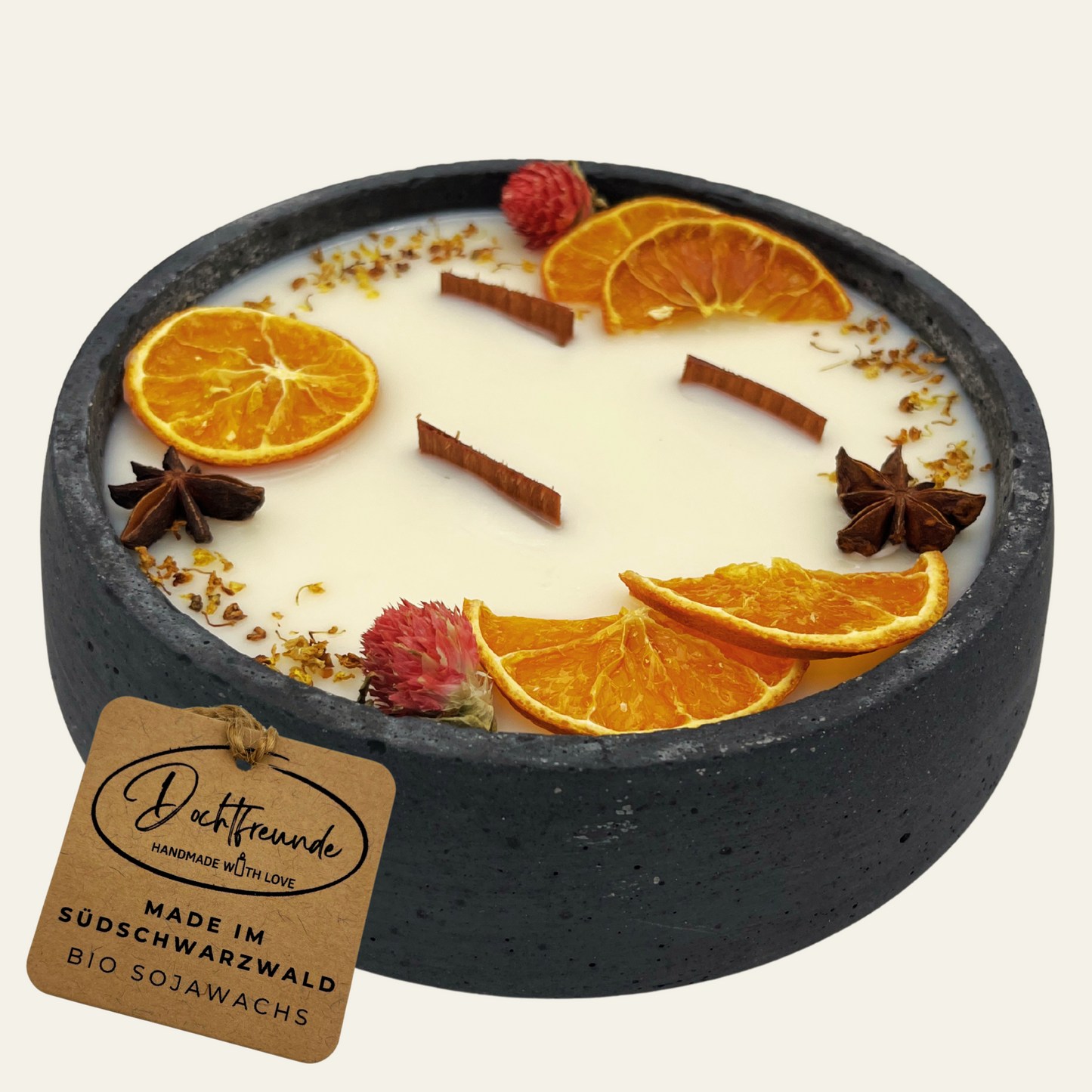 Handbesetze XXL Outdoor Citronella-Betonkerze Black Edition „Big Black - Mugge Schreck“ – Mit drei Holdochten - Handgemachter Insektenschutz aus dem Südschwarzwald mit Blütenverzierung