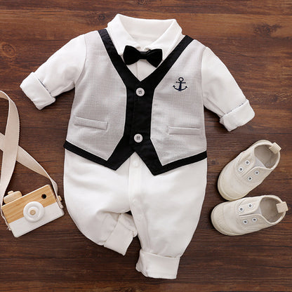 Verschiedene Baby Jumpsuits