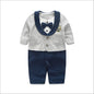 Verschiedene Baby Jumpsuits