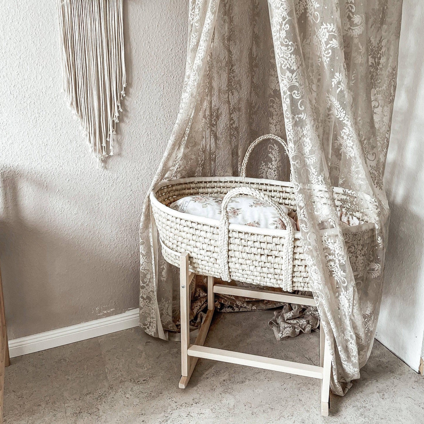 Moseskorb Weidengeflecht inkl. Matratze - bequemes Schlafumfeld für dein Baby