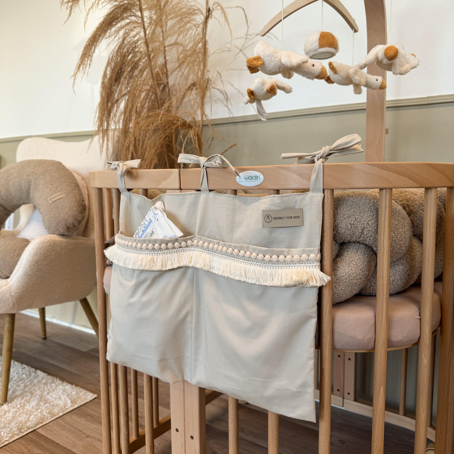 Babybett Organizer Boho - Aufbewahrung fürs Babyzimmer