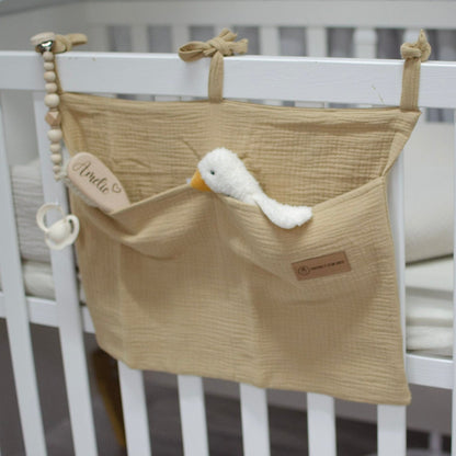 Babybett Organizer Musselin - Aufbewahrung fürs Babyzimmer