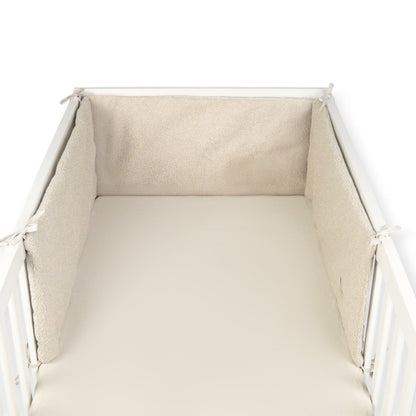 Bettumrandung Teddy Bouclé – Weiche Premium Umrandung für Baby- & Beistellbetten