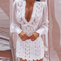 weißes Kleid mit Spitze